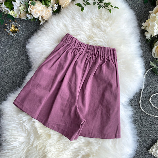 Női rövidnadrág magas derékkal