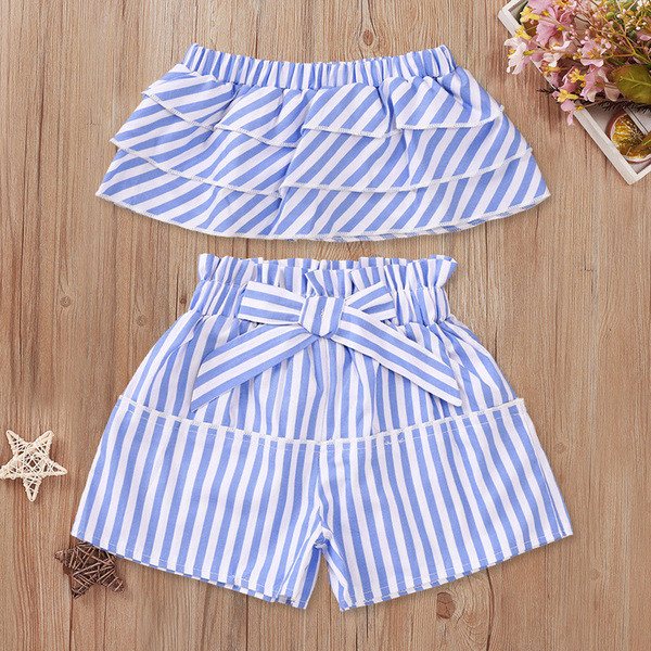 Moodne lastekomplekt kaheosalisest topist + kõrge vöökohaga lühikesed püksid