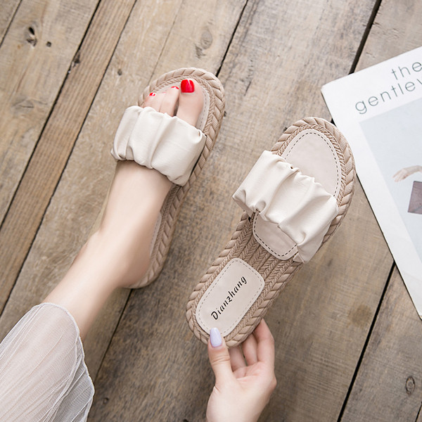 Ležerne ženske papuče s ravnim potplatom