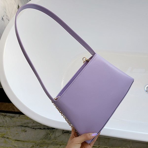 Κομψή γυναικεία τσάντα από οικολογικό δέρμα  με δύο λαβές