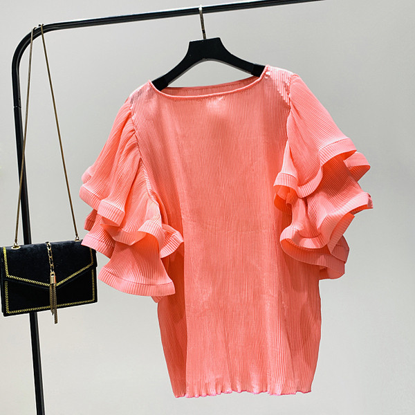 Új modell női blúz széles ujjal és kerek nyakkivágással