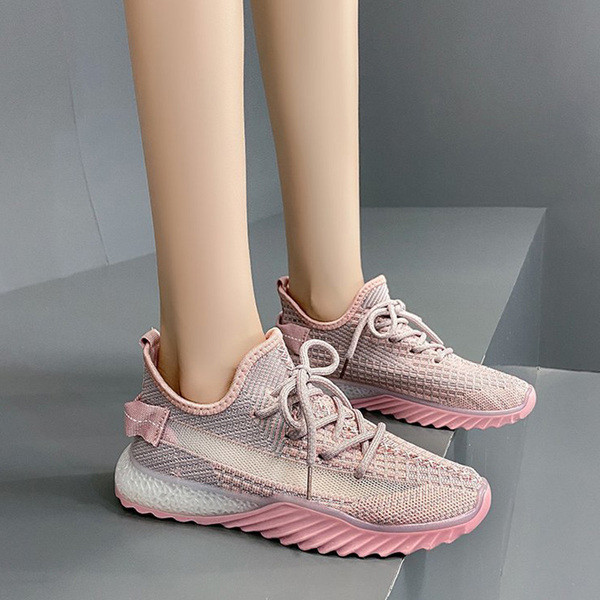 Női hétköznapi tavaszi tornacipő fűzővel és lapos talppal