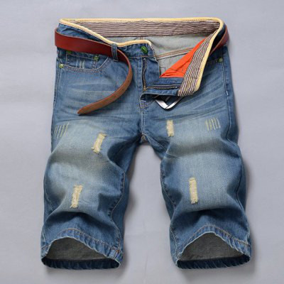 Μοντέρνα ανδρικά τζιν 3/4 με σχισμένο μοτίβο και ζώνη σε μπλε χρώμα