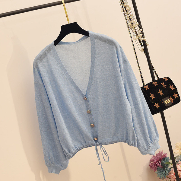 Γυναικείο πουλόβερ από λεπτό πλέξιμο με κουμπιά