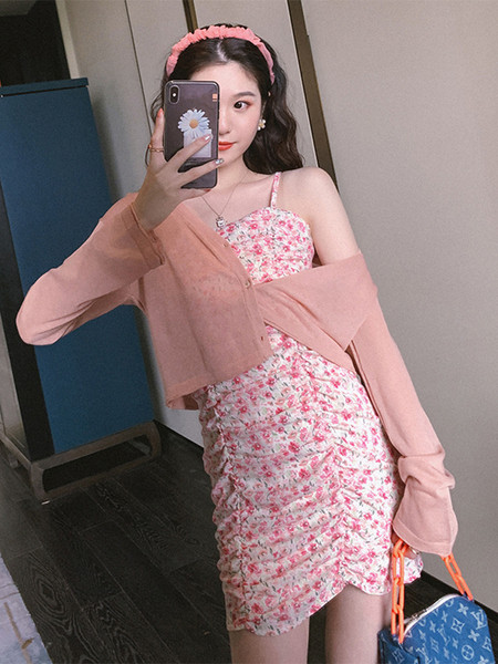 Γυναικεία κοντή ζακέτα με κουμπιά και λαιμόκοψη