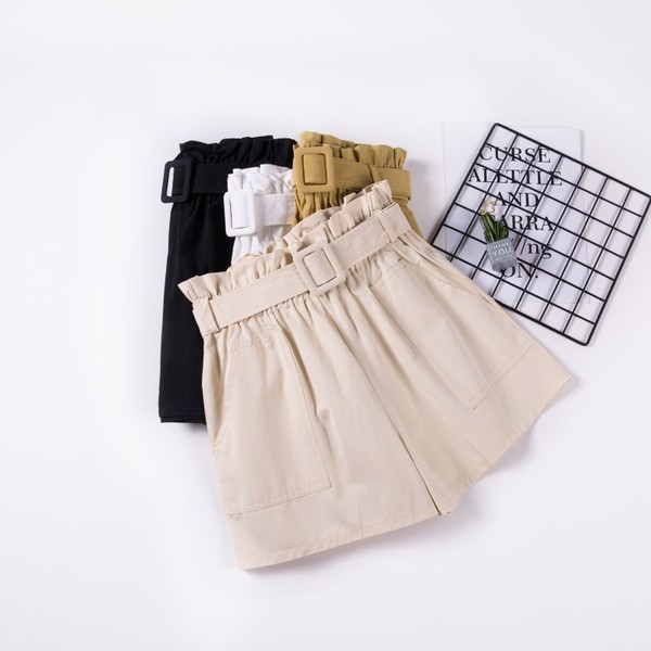 Kõrge vöökoha ja taskuga vabaaja naiste lühikesed püksid