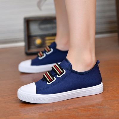 Casual γυναικεία αθλητικά παπούτσια με κορδόνια και επίπεδη σόλα