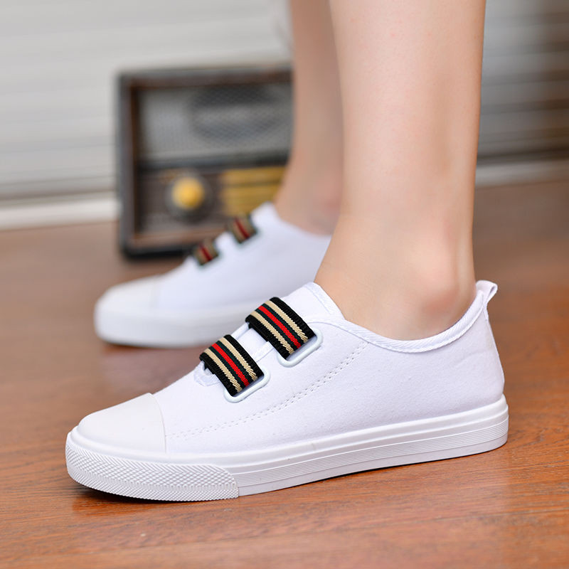 Casual γυναικεία αθλητικά παπούτσια με κορδόνια και επίπεδη σόλα