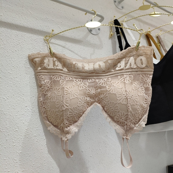 Γυναικείο δαντελένιο μπουστάκι  με ρυθμιζόμενους ιμάντες