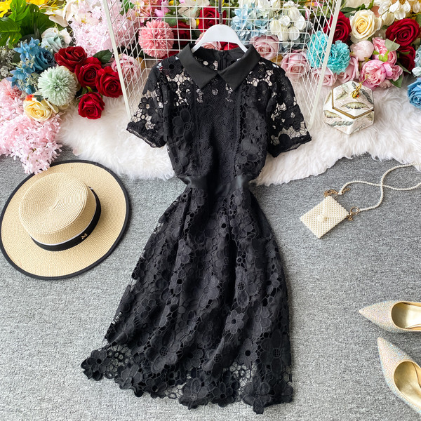 Női csipkeruha rövid ujjú, klasszikus gallérral