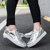 Adidași moderni pentru bărbați cu șireturi și talpă plată în mai multe culori