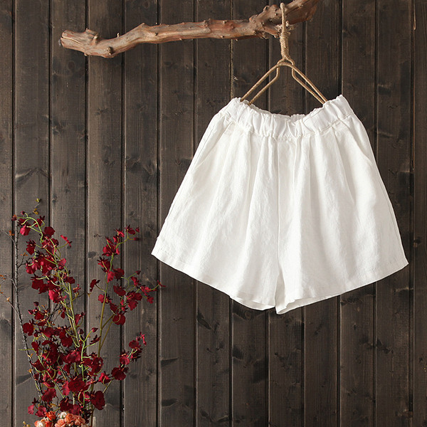 Ежедневни дамски къси панталони с висока талия изчистен модел с джобове 