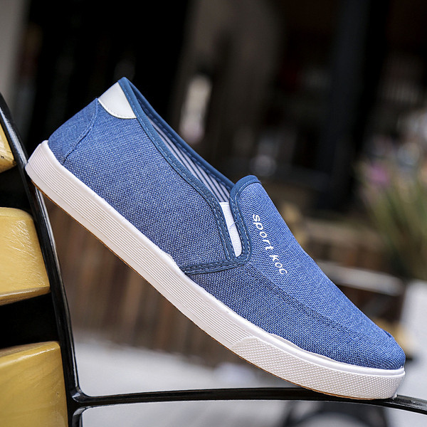 Ежедневни мъжки мокасини с надпис 