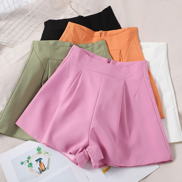 Női rövidnadrág cipzárral, magas derékkal