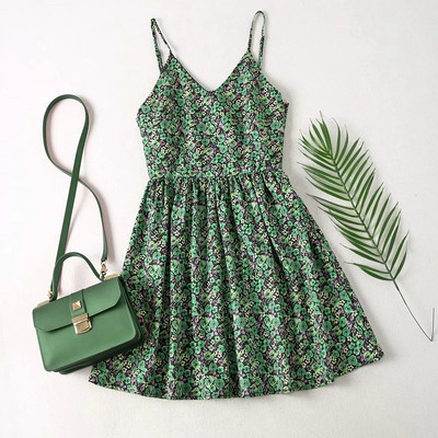 Rochie de dama cu model floral si bretele subtiri