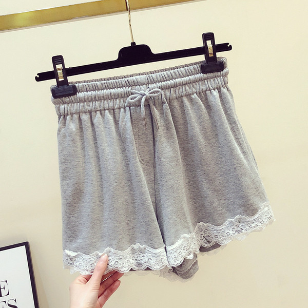 Casual γυναικεία σορτς με κορδόνια και δαντέλες