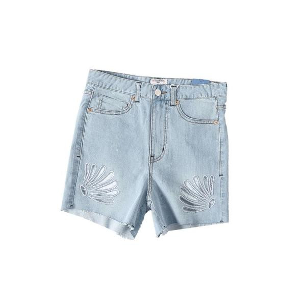 Къси дънкови панталони с изрязани части в син цвят