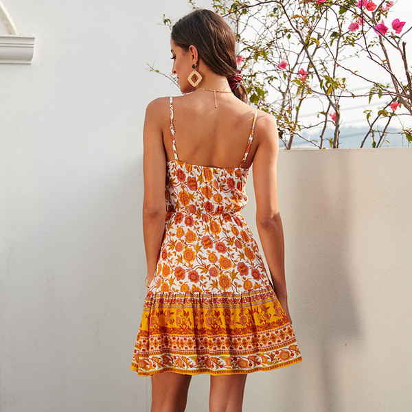 Lezser női nyári ruha gombokkal, virágmintával