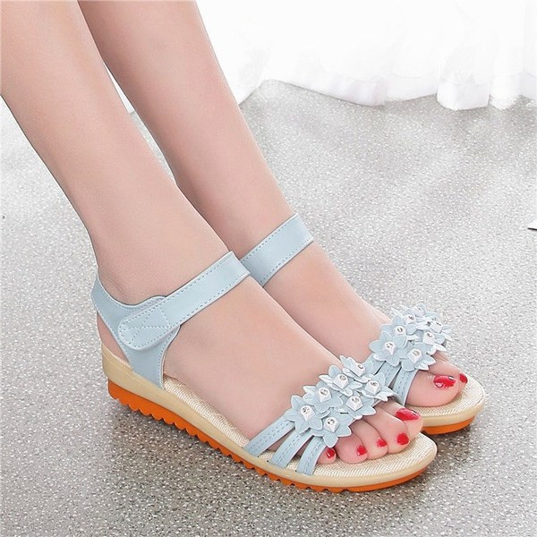 Uus mudel kivikestega ja 3D elemendiga naiste sandaalid - sobivad rasedatele