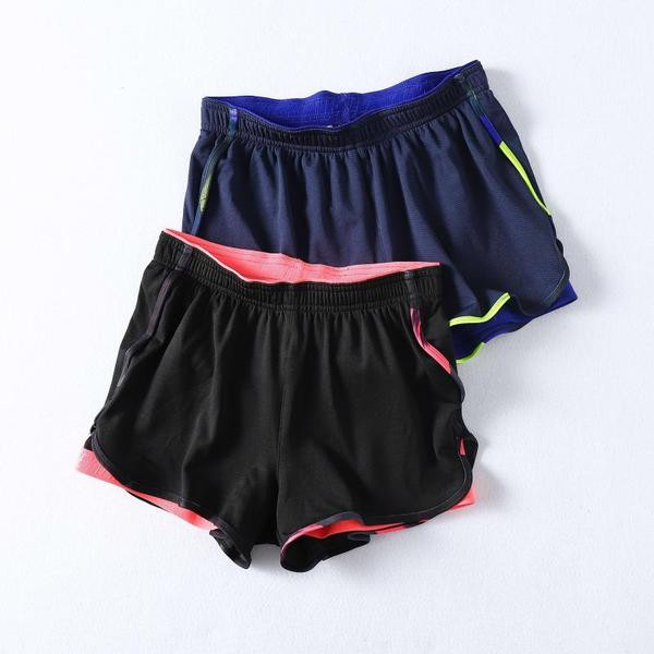 Γυναικεία αθλητικά σορτς από ύφασμα που στεγνώνει γρήγορα