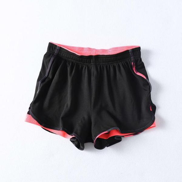 Γυναικεία αθλητικά σορτς από ύφασμα που στεγνώνει γρήγορα