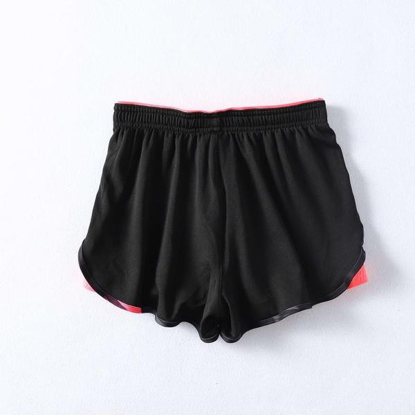 Γυναικεία αθλητικά σορτς από ύφασμα που στεγνώνει γρήγορα