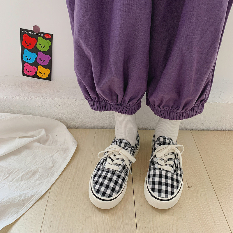 Νέο μοντέλο γυναικεία αθλητικά παπούτσια με κορδόνια