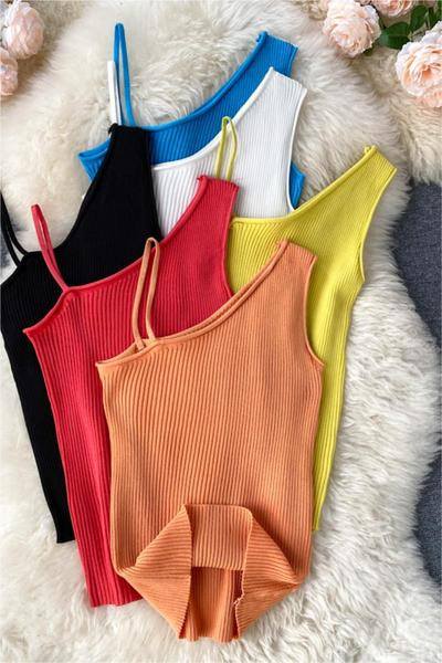 Καθημερινό γυναικείο αμάνικο με λεπτό και φαρδύ λουράκι