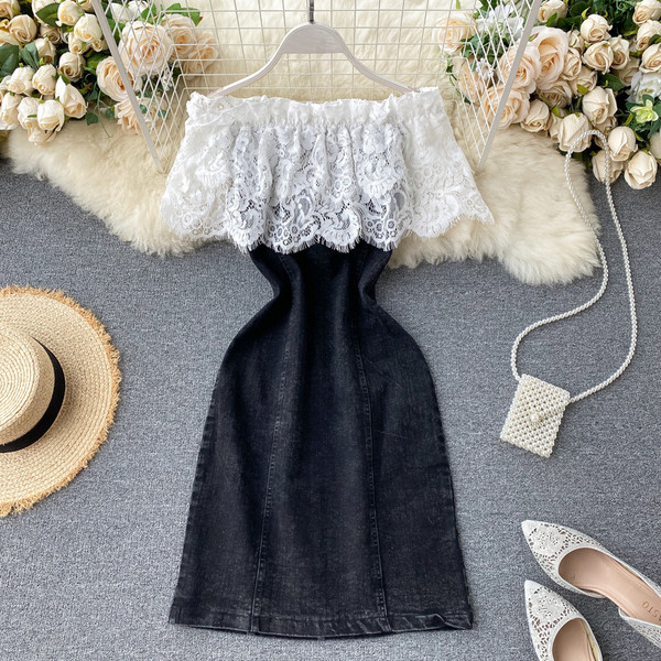 Modern női ruha farmerből és csipkéből