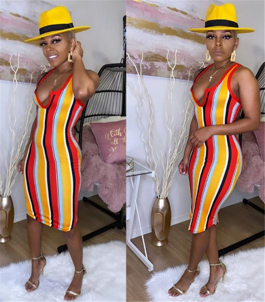 Alkalmi női hosszú ruha spitz nyakkivágással és pántokkal