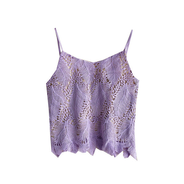 Stílusos női felső csipkével és vékony pántokkal