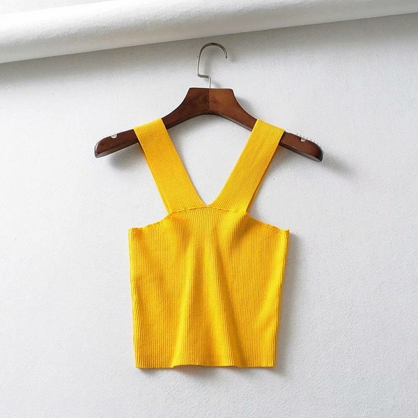 Rövid női felső V-nyakkal és széles pántokkal