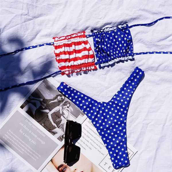 Modern fürdőruha szalaggal