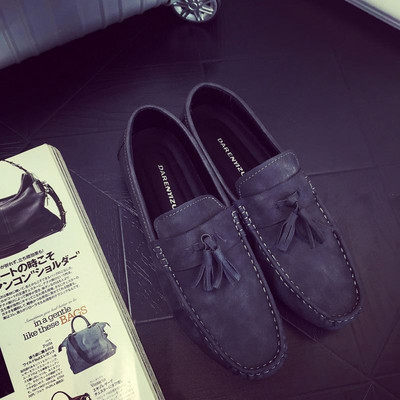 Moderne mokasine od eko brušene kože s resom