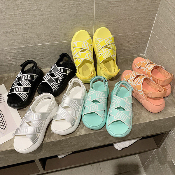 ÚJ Női alkalmi szandál felirattal és gumival