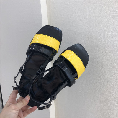 Καθημερινά χαμηλά σανδάλια από οικολογικό δέρμα