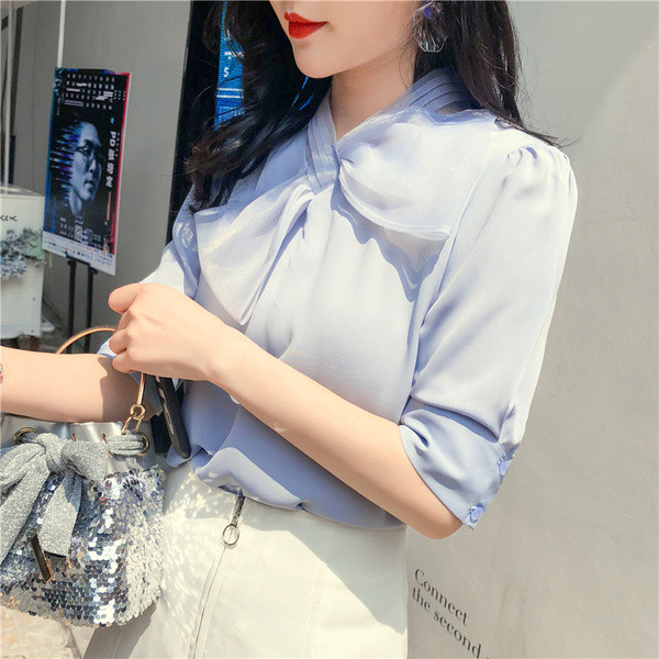 Modern női ing szalaggal és 3/4-es ujjal