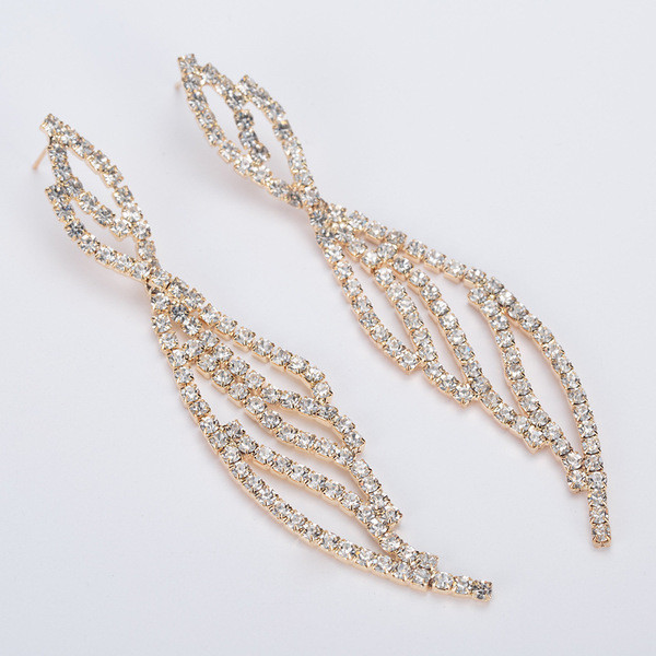 Κομψά γυναικεία σκουλαρίκια με πέτρες