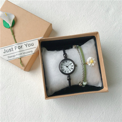 Stilīga sieviešu pulksteņa aproces tipa apaļa forma