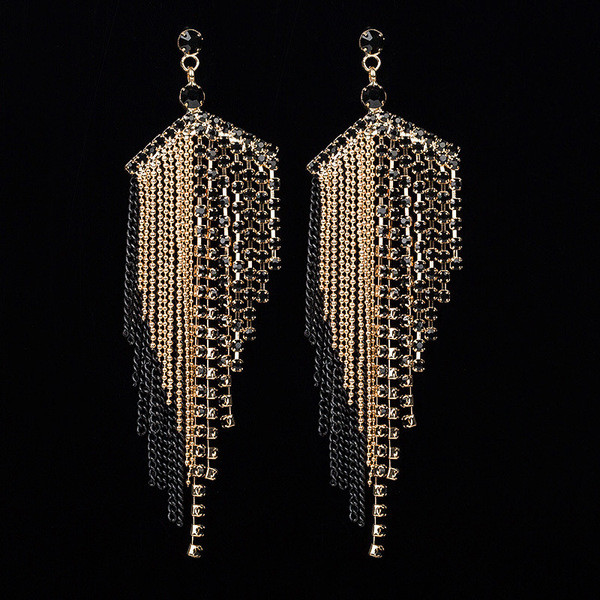 Κομψά γυναικεία σκουλαρίκια που κρέμονται με μαύρες και χρυσές πέτρες