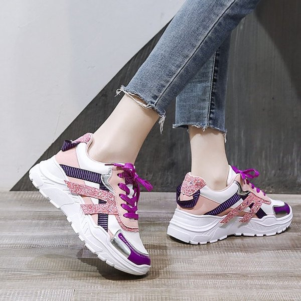 Νέο μοντέλο γυναικεία αθλητικά παπούτσια με τραχιά σόλα