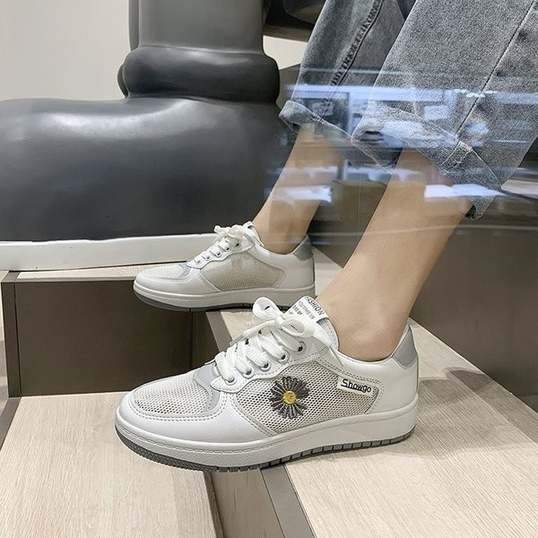 Casual πάνινα παπούτσια από ύφασμα και κεντήματα