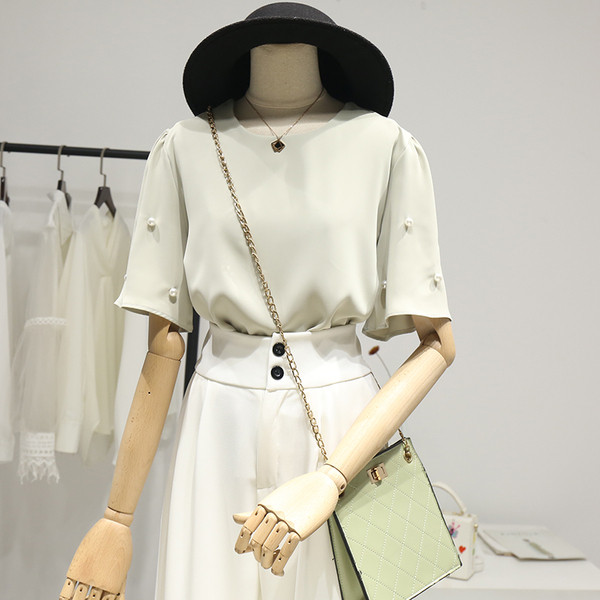 Νέο μοντέλο γυναικεία μπλούζα με πέρλες και στρογγυλή λαιμόκοψη