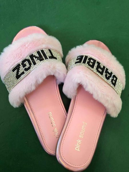 UUS udusulgede ja kivikestega naiste susside mudel