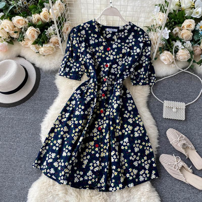 Rochie casual de dama cu nasturi colorati si model floral