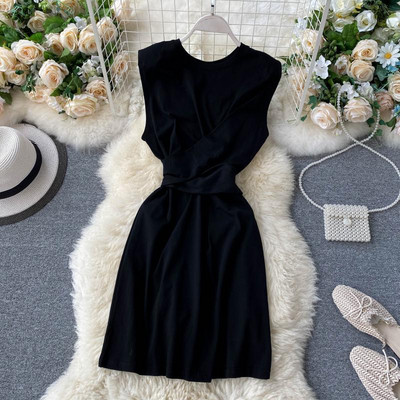 Rochie scurta casual de dama cu decolteu oval