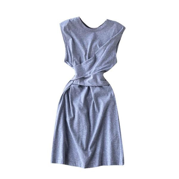 Naiste vabaaja lühike ovaalse kaelusega kleit