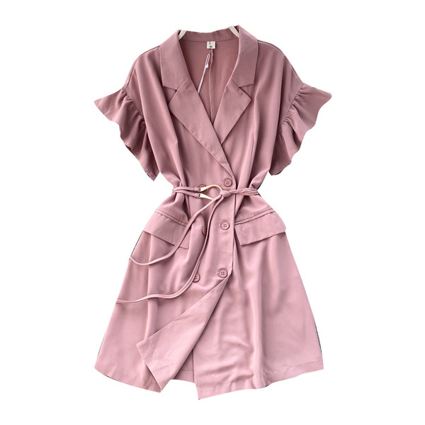 Vabaaja naiste lühike kleit lühikeste varrukate ja nööpidega