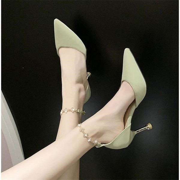 Elegantsed kivikestega naiste kõrge kontsaga kingad