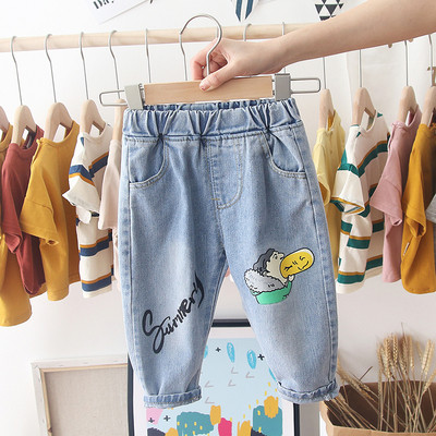 Jauns bērnu džinsu modelis ar aplikāciju zilā krāsā zēniem